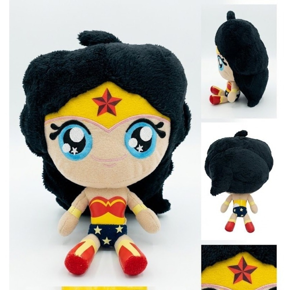 Comic Images DC Comics Wonder Woman Super Deformed Plush Toy Chibi 7 in